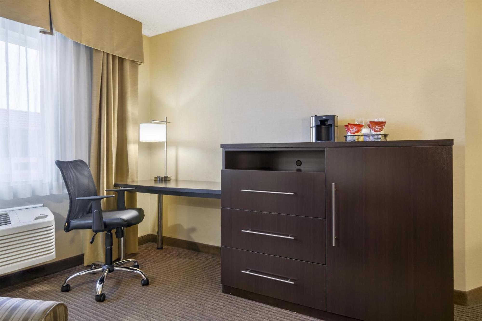 Hotel Western Seattle Airport 3*